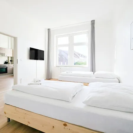 Tolstov - Several 1 Fitter With Kitchen And Washing Machine - 25 Min Messe Dus