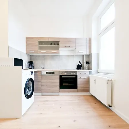 Tolstov - Several 1 Fitter With Kitchen And Washing Machine - 25 Min Messe Dus * دوسبرغ