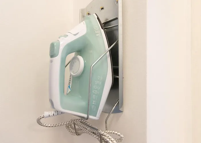 Tolstov - Several 1 Fitter With Kitchen And Washing Machine - 25 Min Messe Dus * 杜伊斯堡