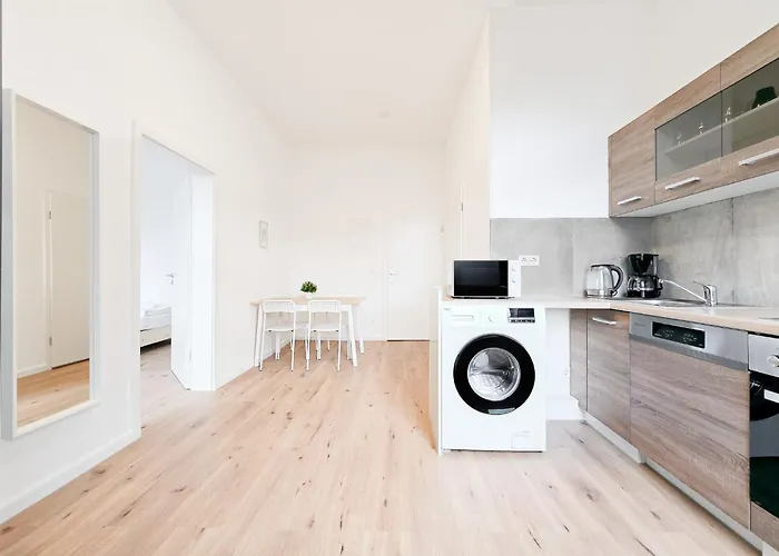 Tolstov - Several 1 Fitter With Kitchen And Washing Machine - 25 Min Messe Dus * 杜伊斯堡