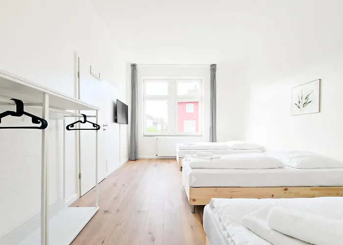 Tolstov - Several 1 Fitter With Kitchen And Washing Machine - 25 Min Messe Dus 杜伊斯堡